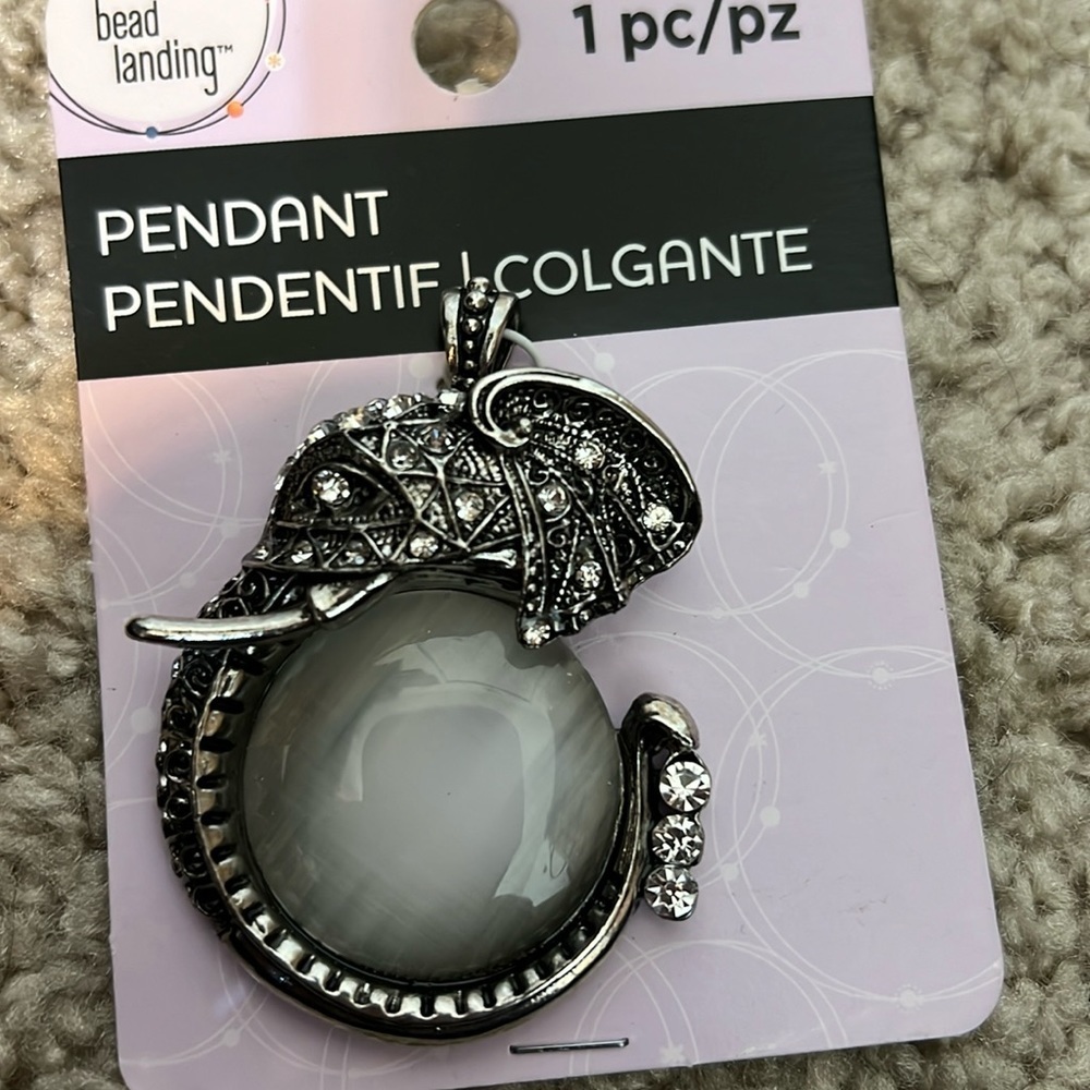NWT! Bead Landing Antiqued Silver and Crystal elephant, Pendant